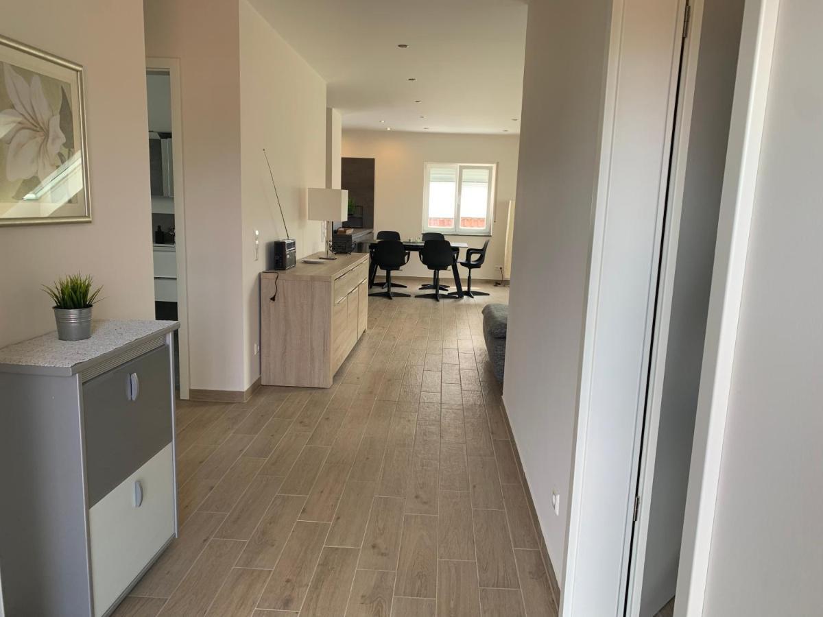 Freiraum Apartment อันไวเลอร์ อัม ทริเฟลส์ ภายนอก รูปภาพ